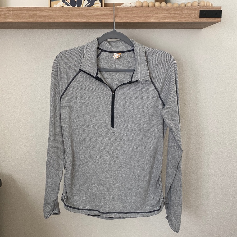 Lucy gray half zip pullover women size M